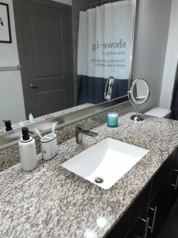 Apartamento Comfy Abode Near Bush Airport Houston Exterior foto